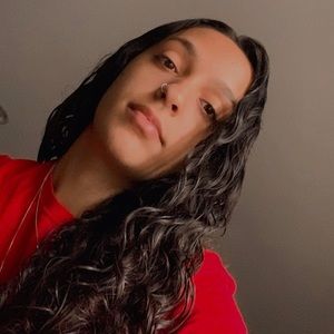 Meet your Posher, Linellys